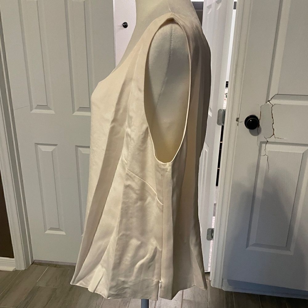 NWOT Lafayette 148 New York Cream Silk Fully Lined Sleeveless Top - 14 - Picture 6 of 10